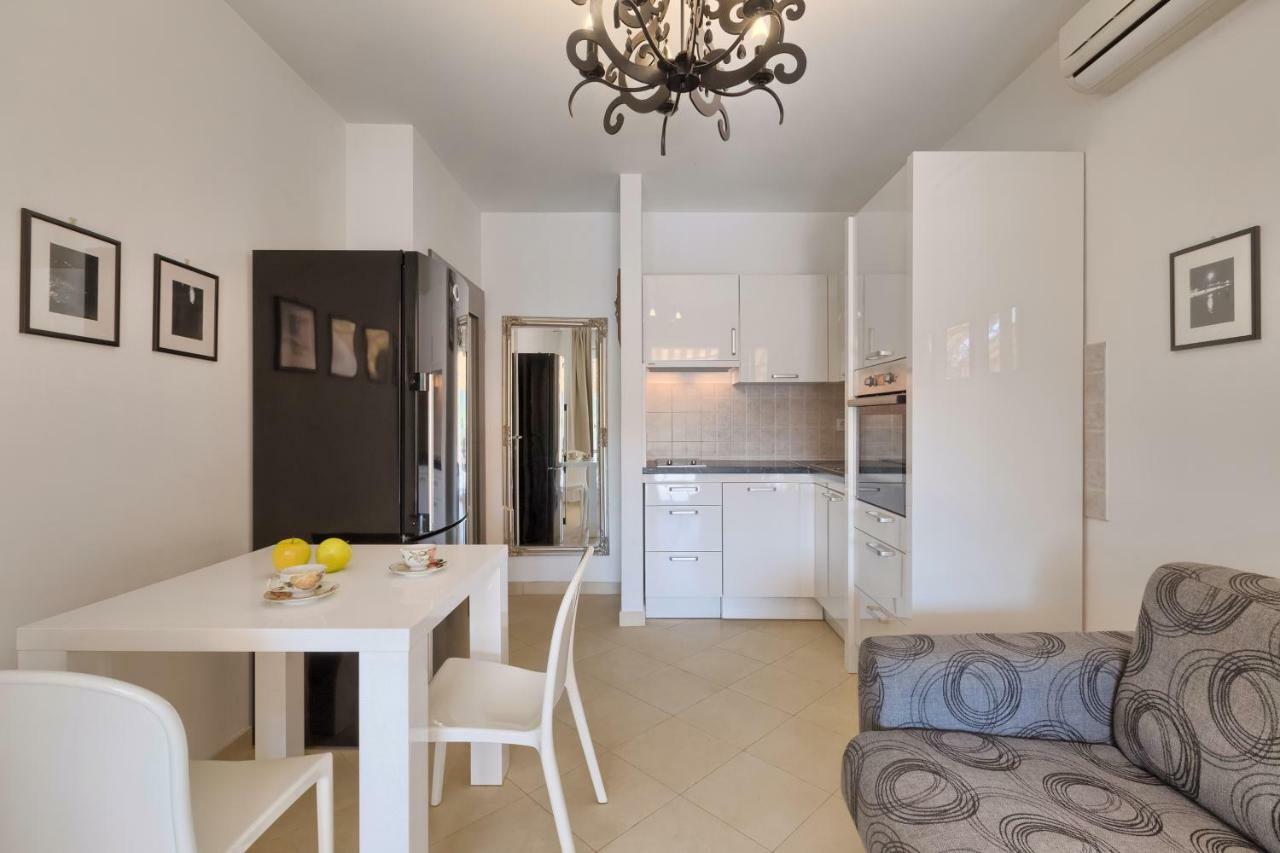 Apartment Robert Novaglia Esterno foto